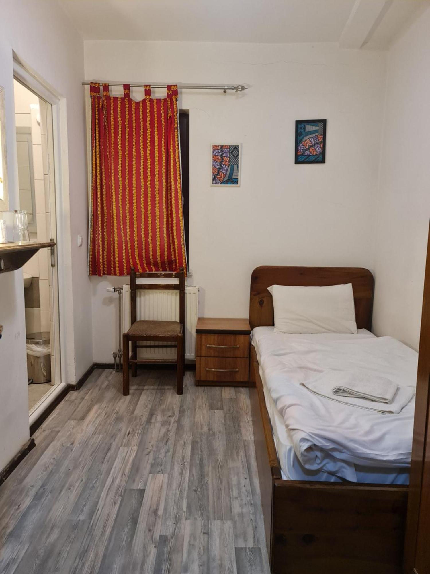 Guesthouse Hotel My Home Призрен Екстериор снимка
