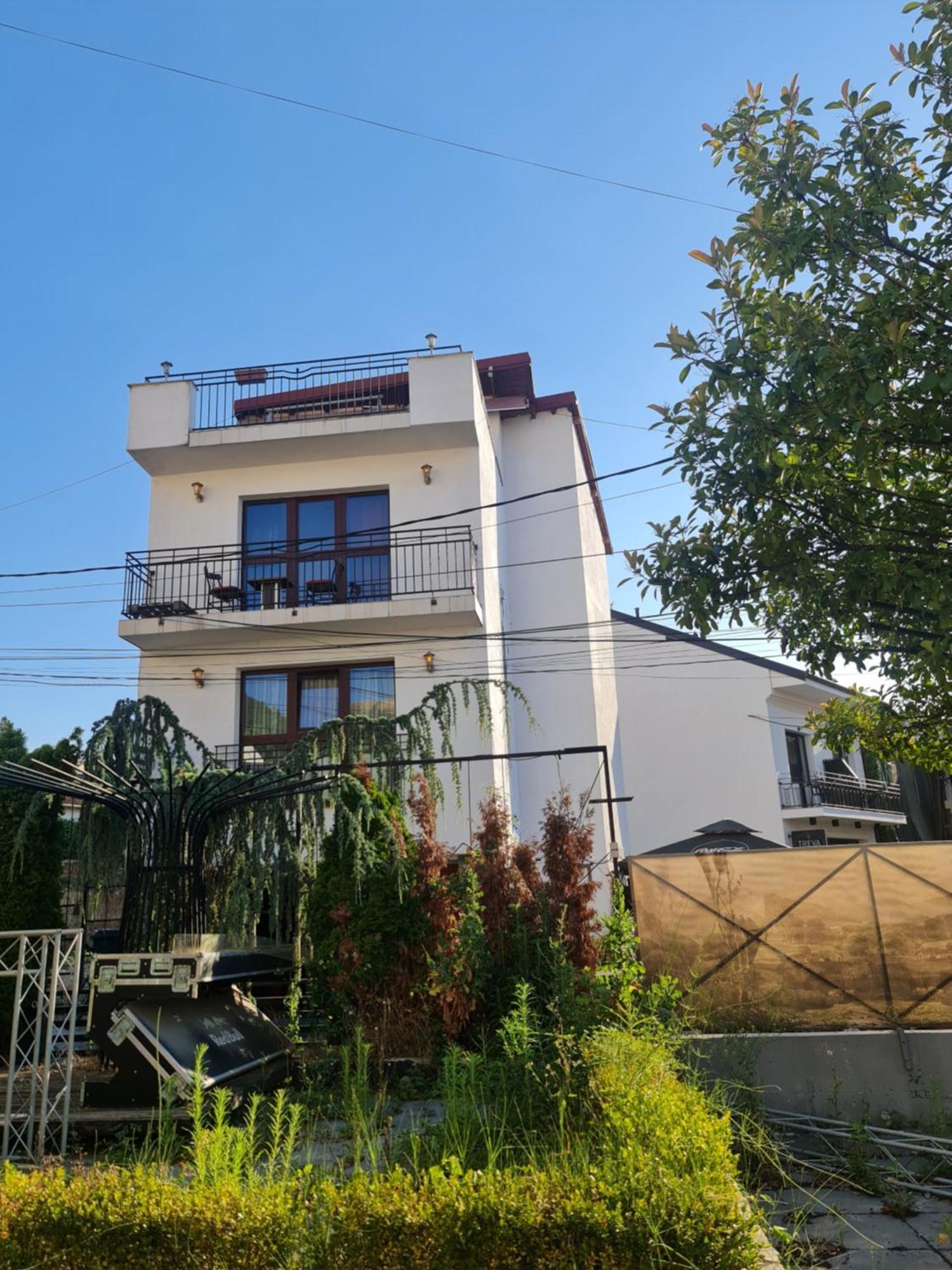 Guesthouse Hotel My Home Призрен Екстериор снимка