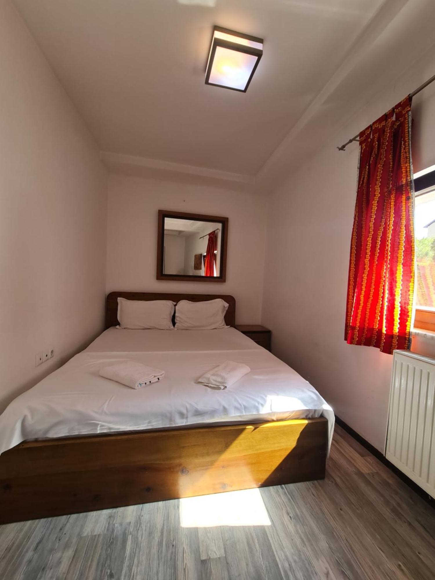 Guesthouse Hotel My Home Призрен Екстериор снимка