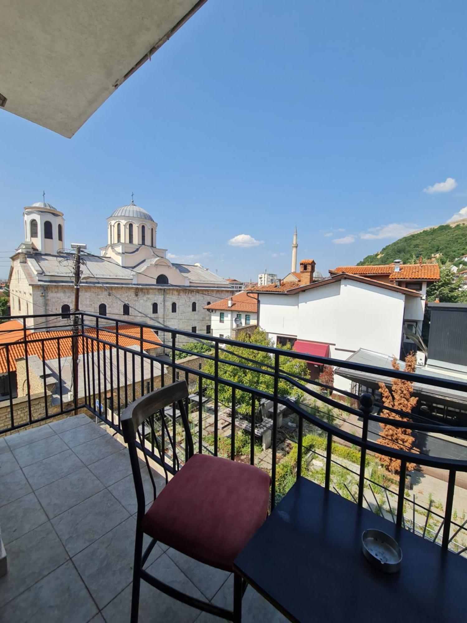 Guesthouse Hotel My Home Призрен Екстериор снимка
